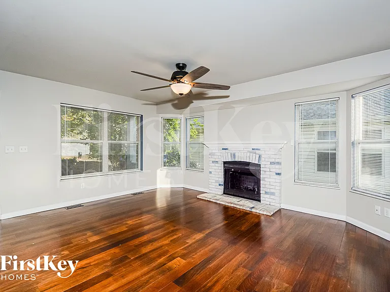 2501 Shiva Dr — Photo 3