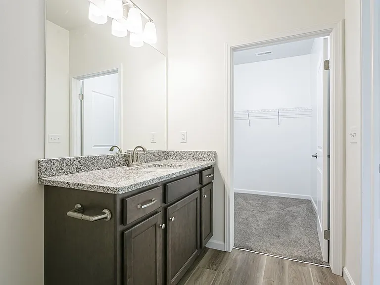 Fourmile Creek Apartments and Townhomes — Photo 22