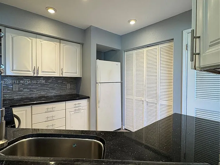 2301 NW 33rd St #107 — Photo 19