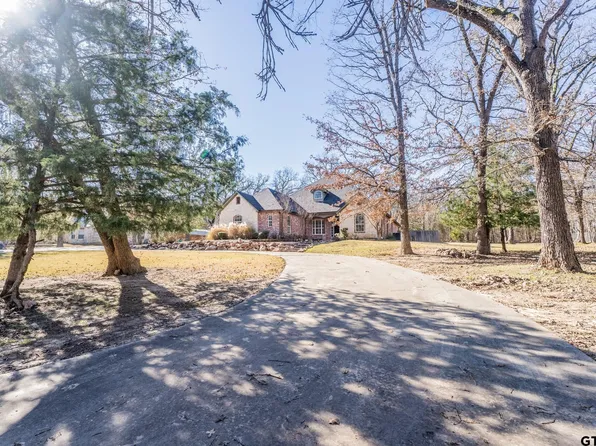 312 Oak Ave, Sulphur Springs, TX 75482