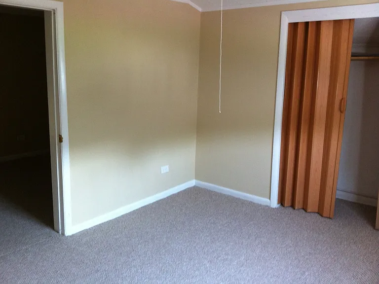 1076 W Market Streetsingle Family Home — Photo 13