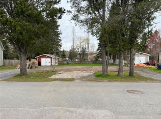 4 Pelley's Crescent, Pasadena, NL A0L1K0