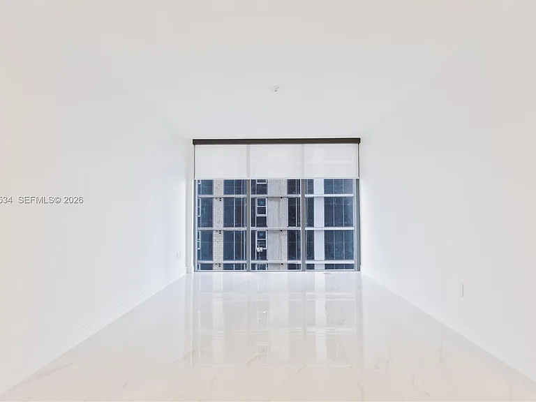 700 NE 24th St #4101 — Photo 8