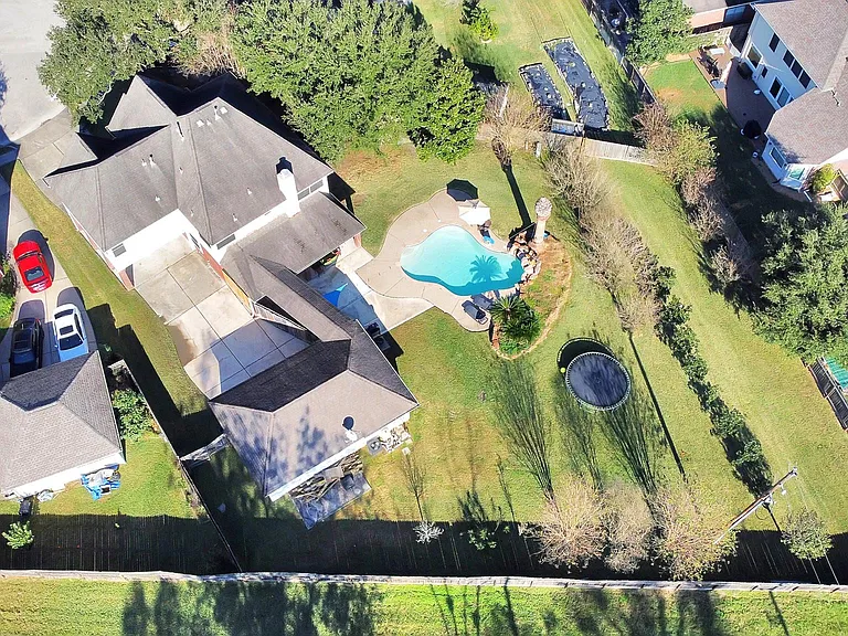 10007 Hickory Trail Ln — Photo 31