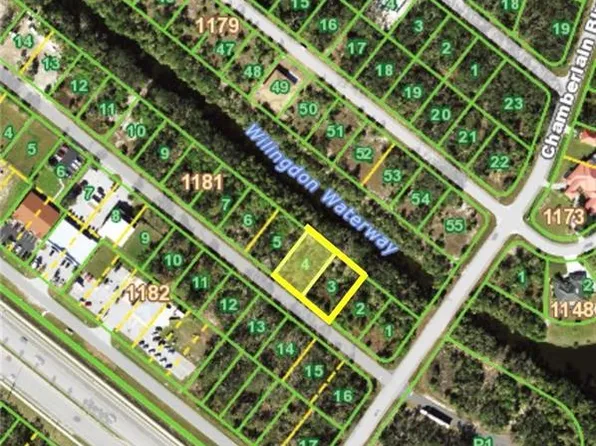 558,566 Bamboo DR, PORT CHARLOTTE, FL 33954