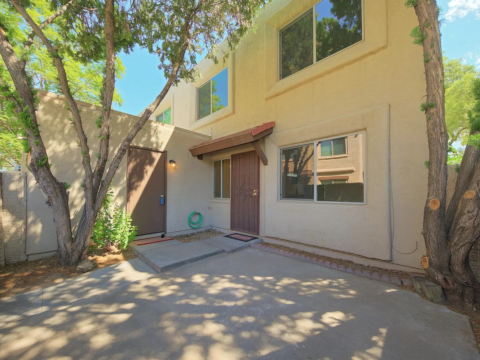 2 bed, 904 sqft, $1,850 — Photo 2