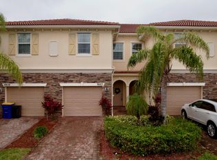 9523 SW Merlin Ct, Stuart, FL 34997