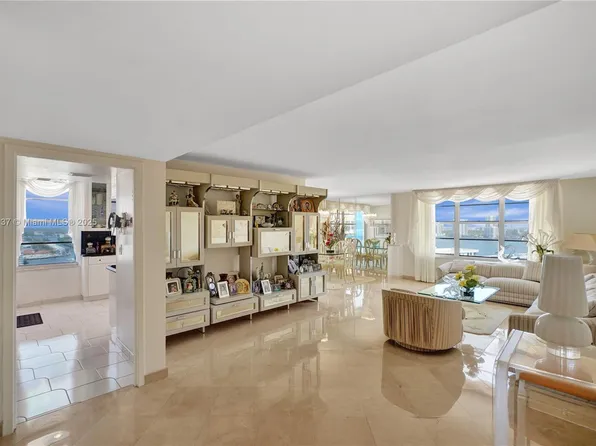 231 174th St APT 2319, Sunny Isles Beach, FL 33160