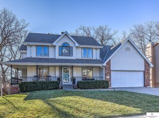 17213 P St, Omaha, NE 68135
