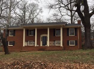 4717 Robinwood Dr, Chattanooga, TN 37416