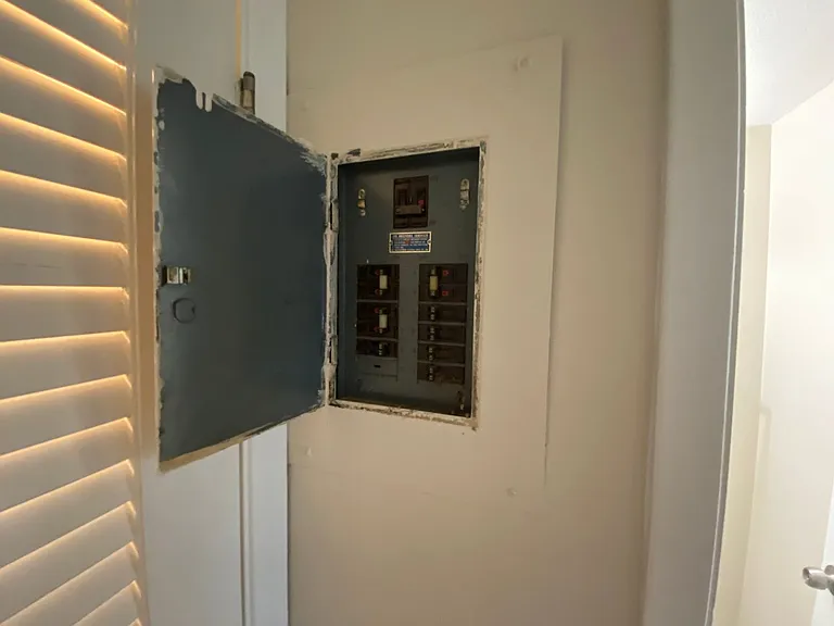 5520 Beavercrest Dr — Photo 23