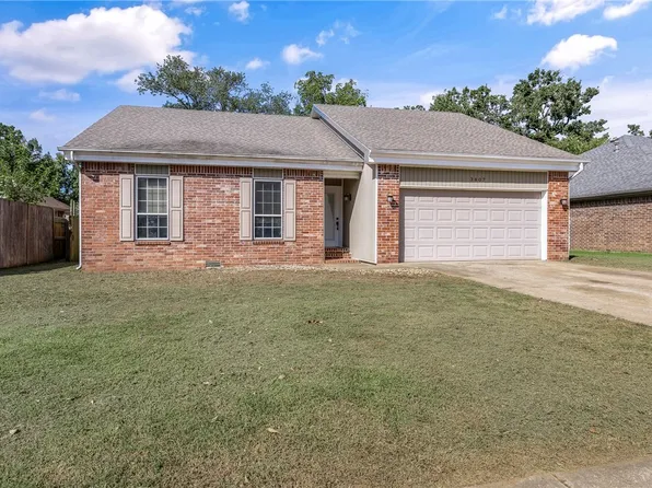 3807 W Cedar St, Rogers, AR 72756