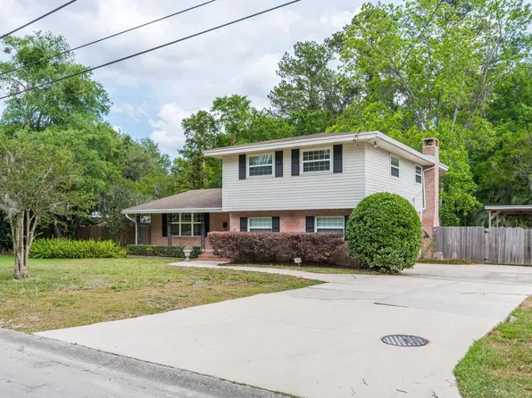 6936 S Hanson Dr, Jacksonville, FL 32210