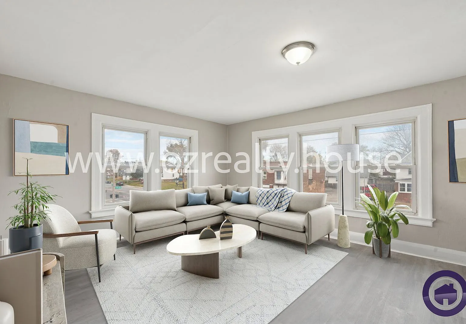 3 bed, 1.0 bath, 1178 sqft, $820 — Photo 2