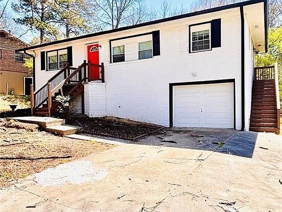 2nd image of 2834 Green Trail Dr