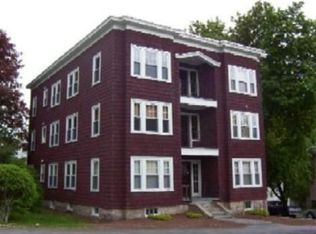 148 Lovell St APT 3R, Worcester, MA 01603