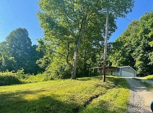 38581 Maysville Greendale Rd, Logan, OH 43138