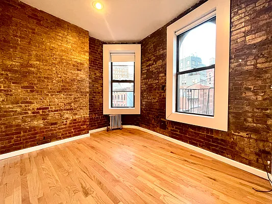 Rented by REAL New York | media 2