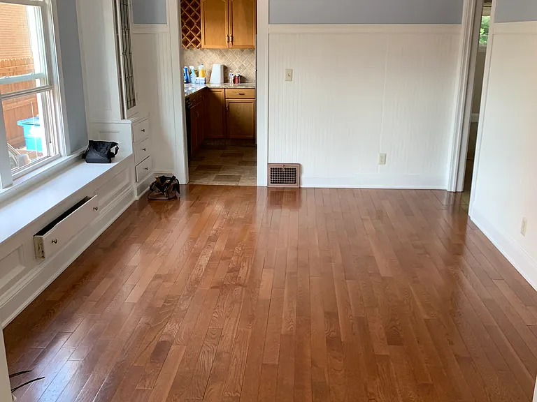 1382 Phelps Ave #1 — Photo 4