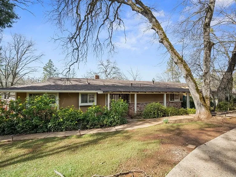 419 Greenwood Dr — Photo 5