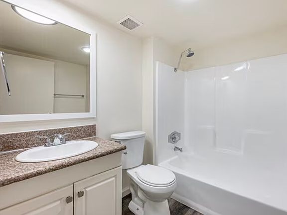 3rd image of 20600 Seine Ave APT 111