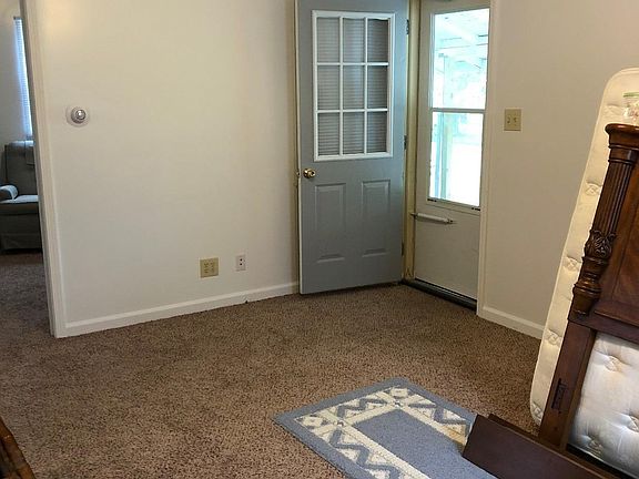 2nd image of 2323 Avenue C