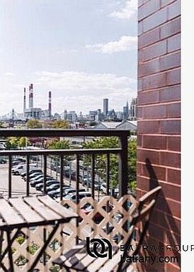 4th image of 12-15 Broadway #714