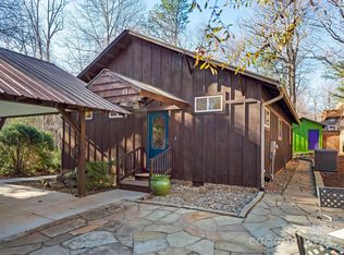 703 Azalea Ave, Black Mountain, NC 28711