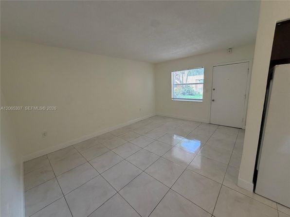 16150 NE 19th Ct #2