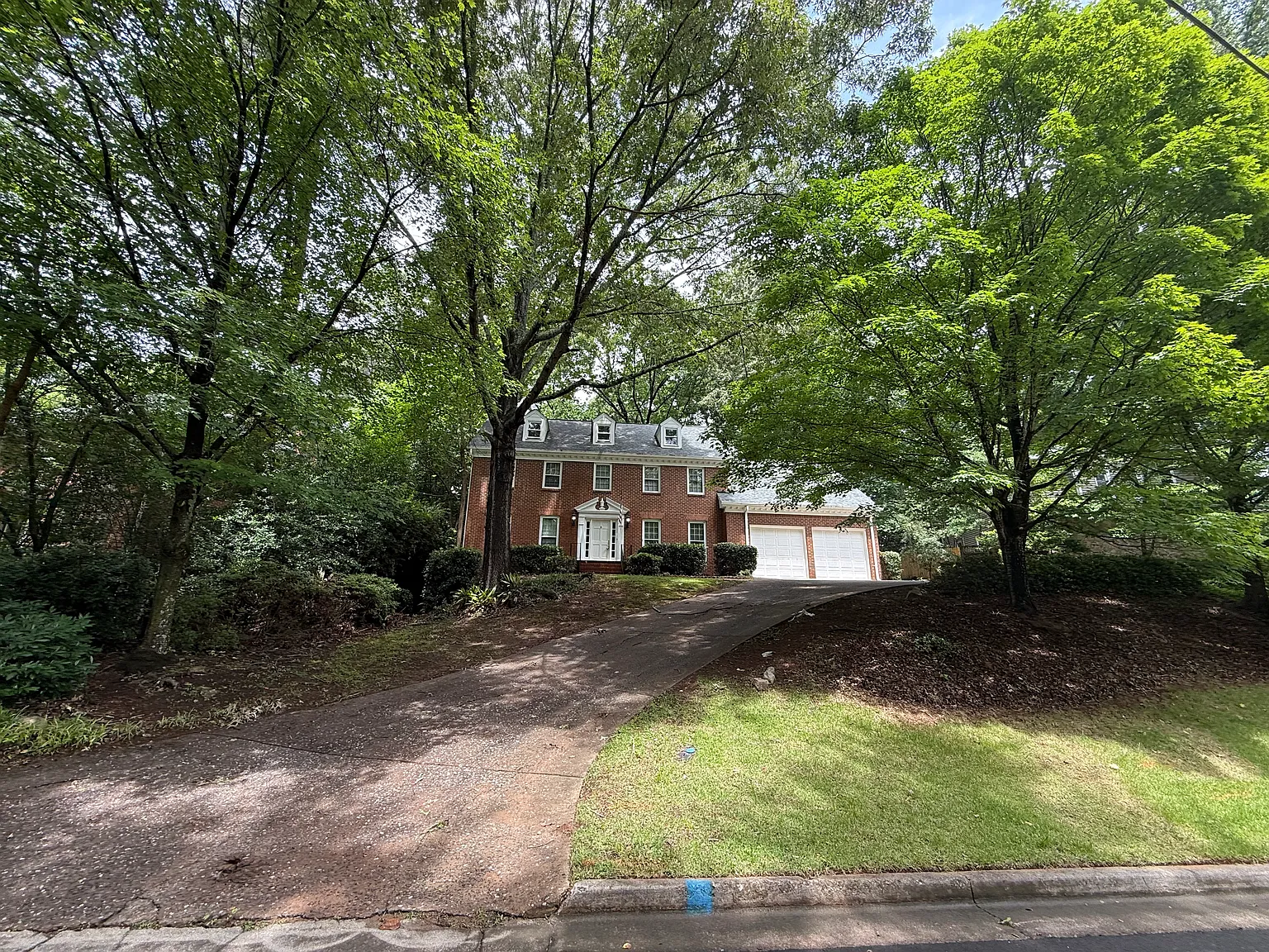4 bed, 4.5 bath, 2923 sqft, $2,950 — Photo 1