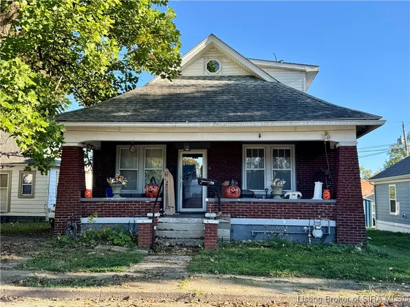 220 Clay St, New Albany, IN 47150