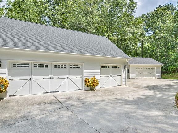 4th image of 7467 Woody Springs Dr