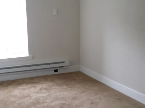 350 W Queen Ln, Philadelphia, PA 19144