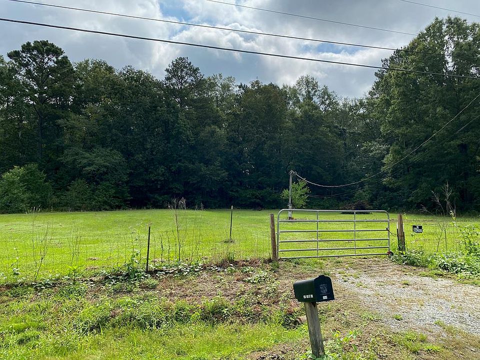 1st image of 569 Lee Road 438