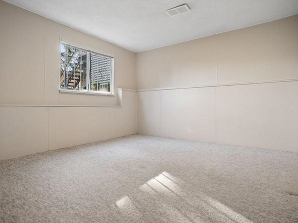 4 bedroom rental in Vancouver — photo 23