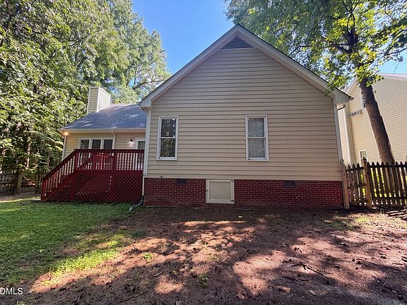 5th image of 513 Saint Croix Dr