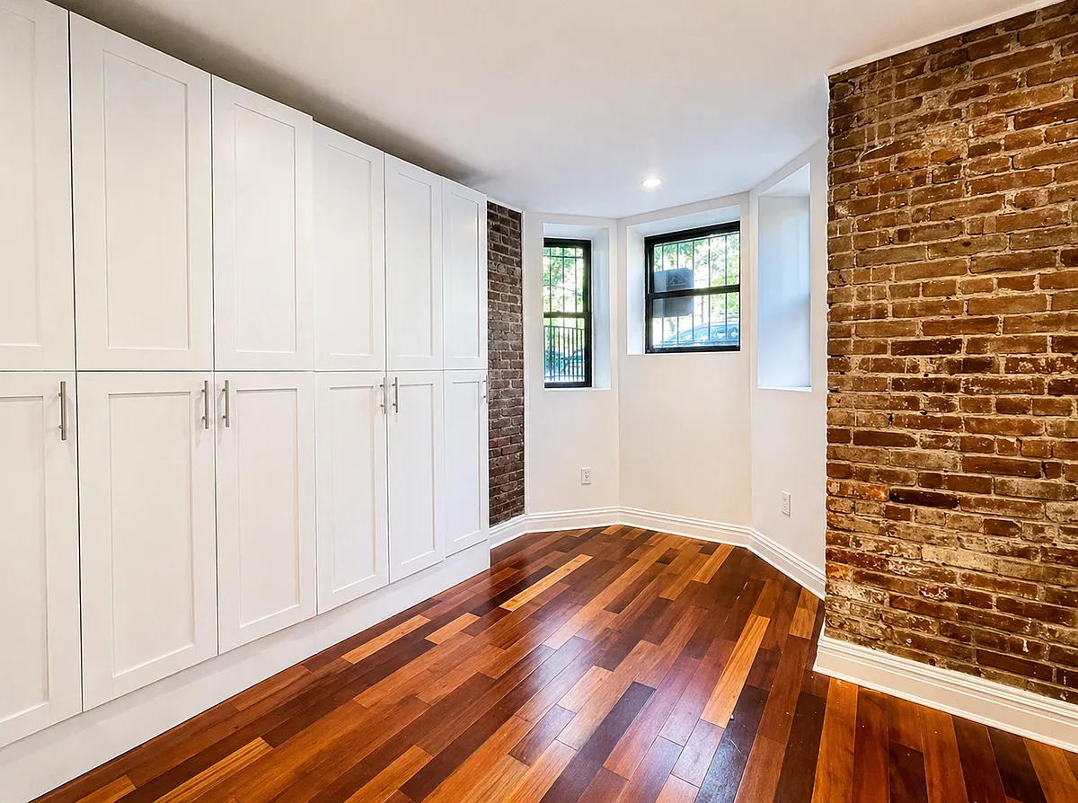 Building Photo - 54 W 91st St #1A