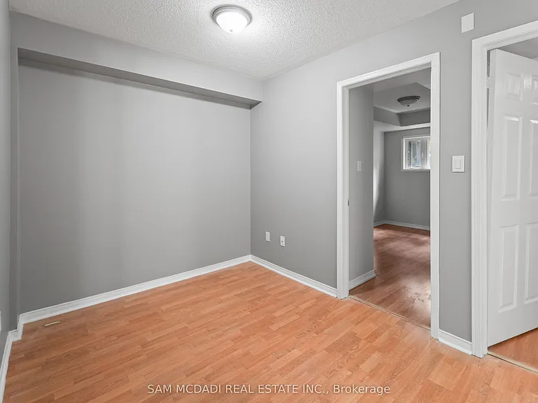 310 John St #170 — Photo 12