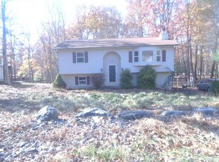 130 Hyland Dr, East Stroudsburg, PA
