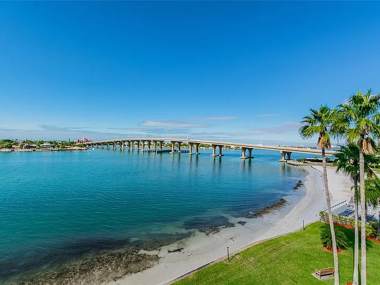 5901 Bahia Del Mar Cir #518 — Photo 24