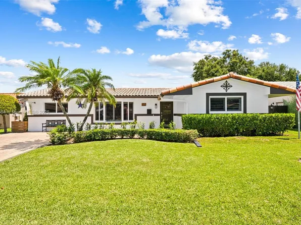 4215 Roosevelt St, Hollywood, FL 33021