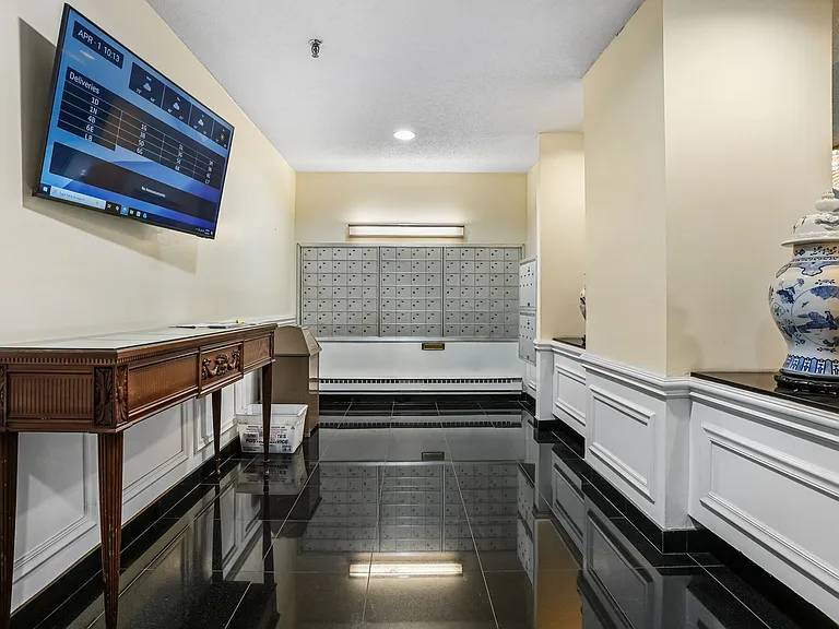 143 Hoyt St #1K — Photo 33