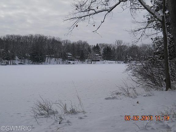 2nd image of 5054 N Birch Ave