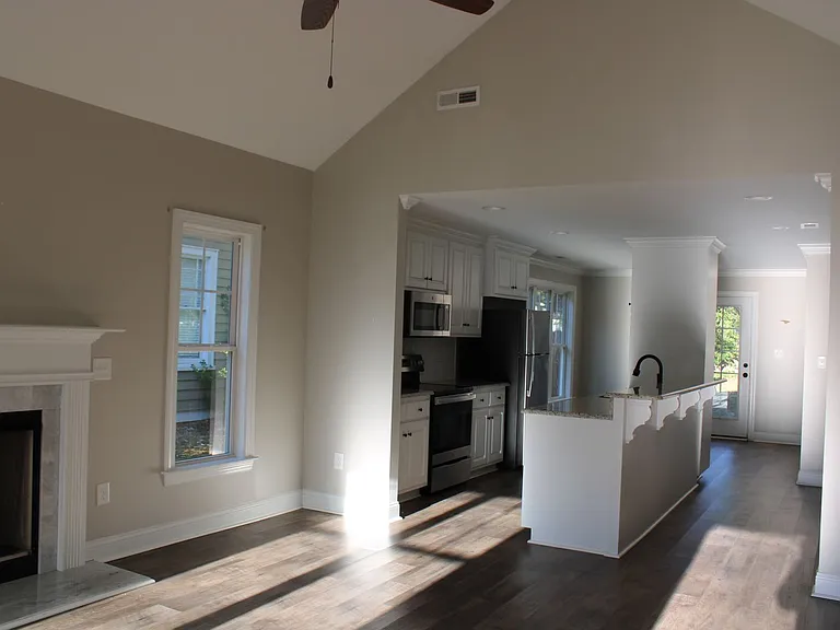 908 Branch St NW — Photo 3