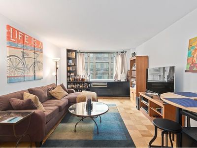 130 W 67th St APT 6D, New York, NY, 10023