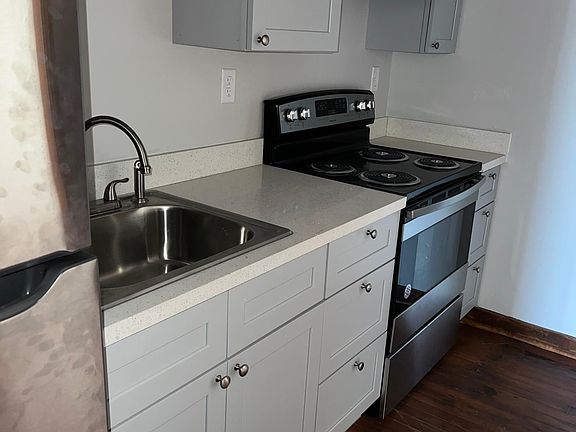 5th image of 3004 Canal St #305