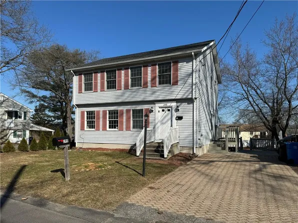 295 England St, Cumberland, RI 02864