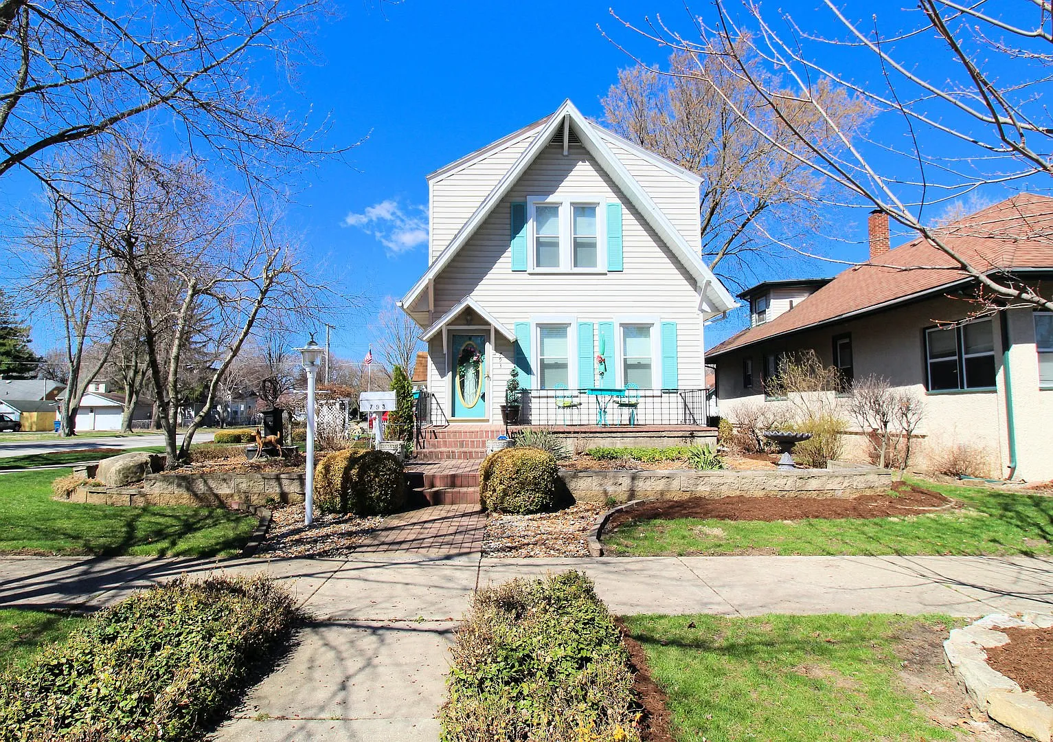 793 S Elm Ave photo 1