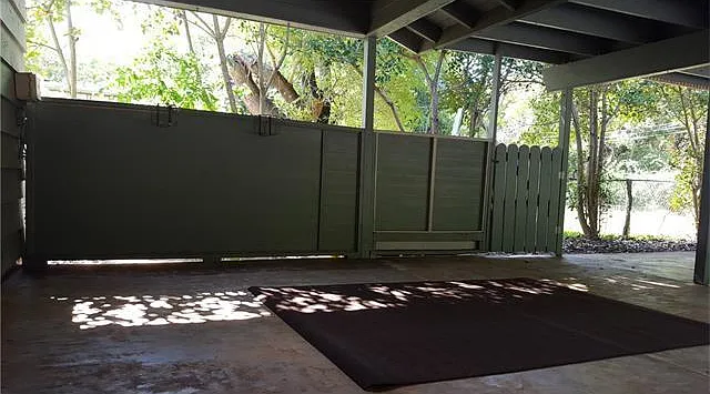 1439 Highland Dr — Photo 21