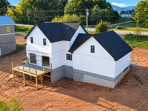 2nd image of 2596 Fancy Farm Rd